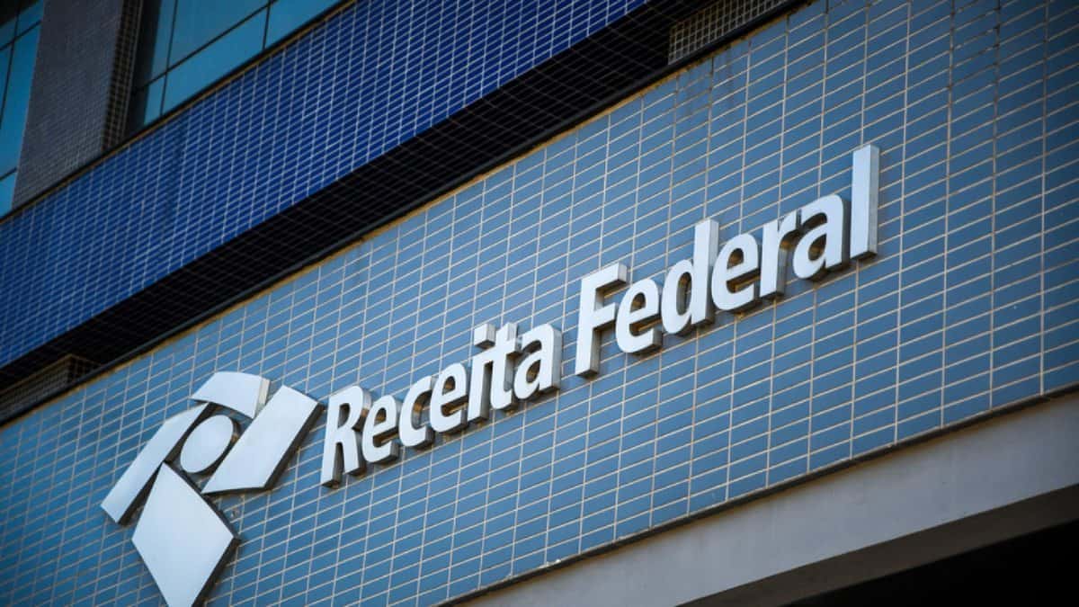 Encomenda retida pela Receita Federal : r/brasil