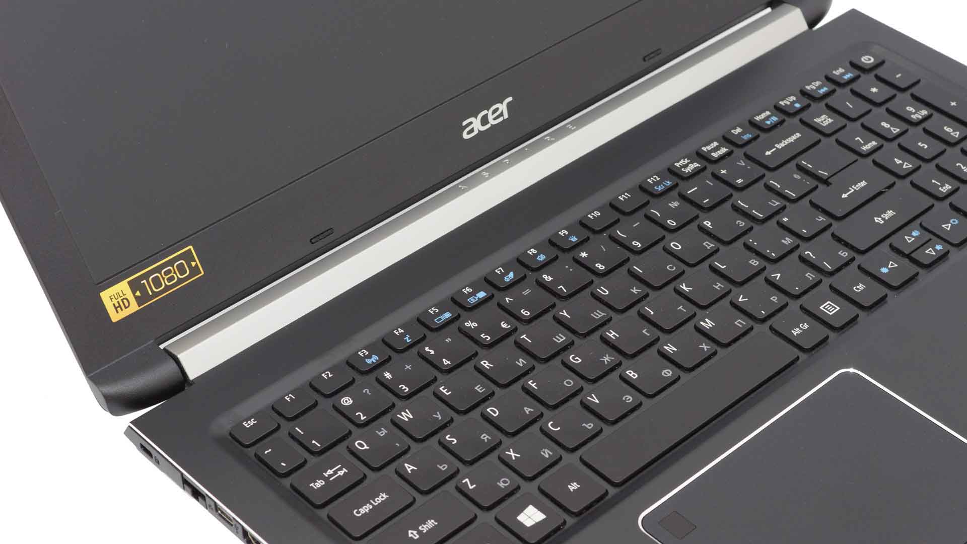 Elecom presenta un teclado con touchpad que se transforma en teclado  numérico