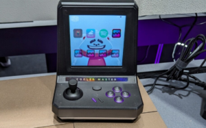 Retro Screen: Cooler Master apresenta protótipo de mini arcade na Computex