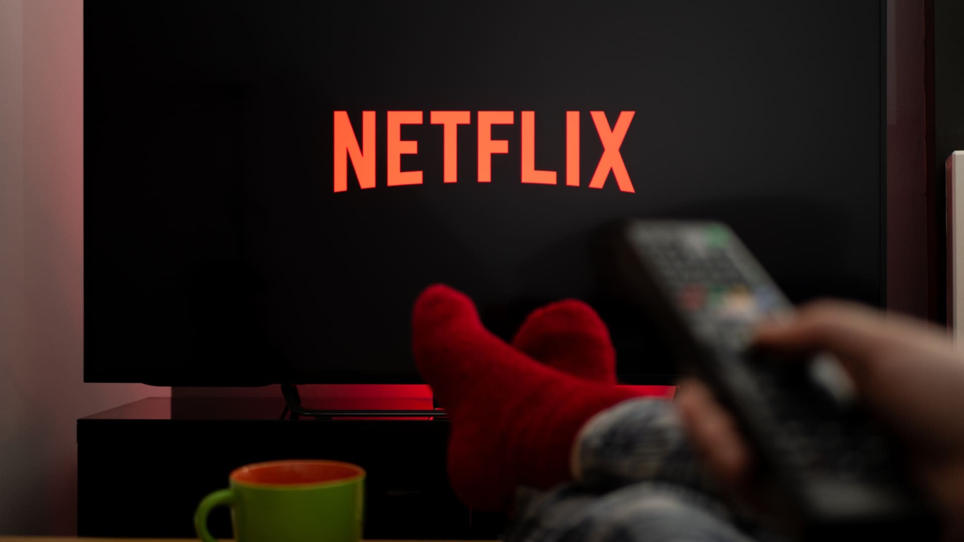 Netflix volta atrás e apaga post com regras sobre compartilhamento de senhas